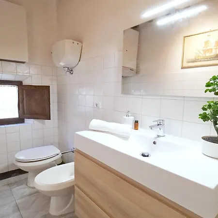 Mint - Super Central, Quiet, Romantic, Close To Finest Restaurants *