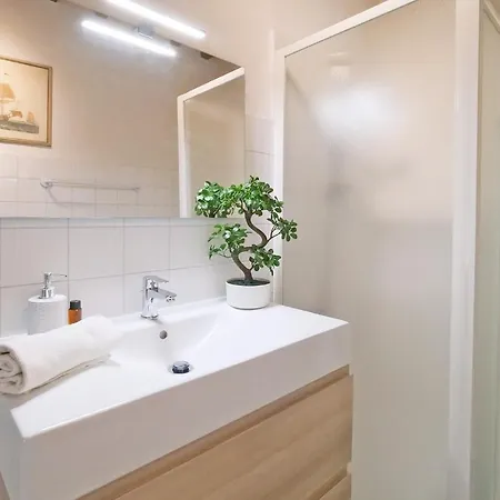 Mint - Super Central, Quiet, Romantic, Close To Finest Restaurants 公寓 *